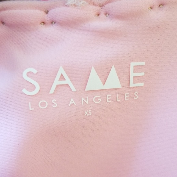 Woman's swimming suit - Picture 3 of 3